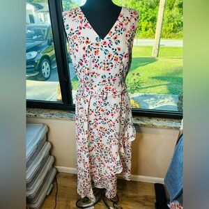 Calvin Klein Floral Print V-Neck Ruffle Midi Dress White and Multicolor Size 12